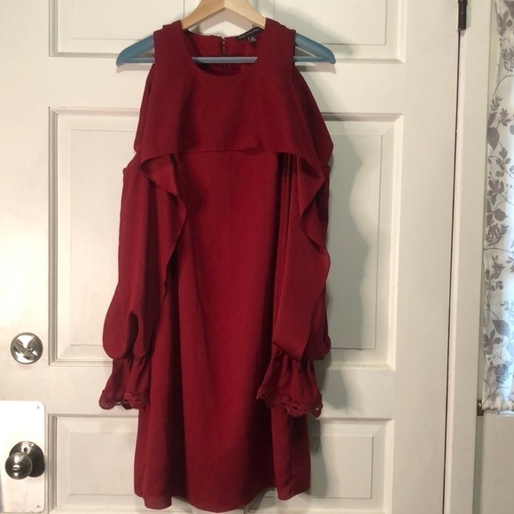 Saks Fifth Avenue Women’s Cold Shoulder Mini Dress Red Burgundy Size Small - Picture 1 of 7